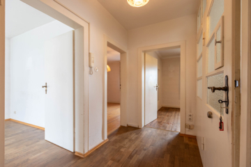 Raum für neue Ideen in Eppertshausen: Modernisierungsbed. Einfamilienhaus mit großzügigem Grundstück - V859-2614-27