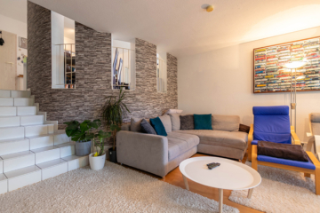 Wohnen mit Charakter – stilvolle Split-Level-Wohnung mit 3,5 Zimmern in Riedstadt-Crumstadt - V560-2613-4