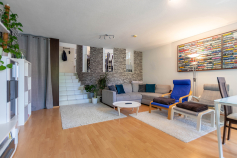 Wohnen mit Charakter – stilvolle Split-Level-Wohnung mit 3,5 Zimmern in Riedstadt-Crumstadt, 64560 Riedstadt / Crumstadt, Etagenwohnung