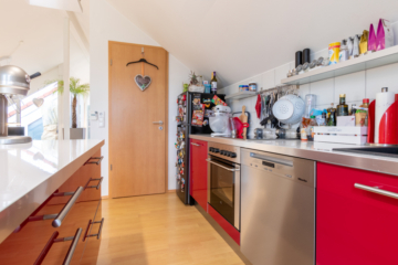 Moderne 2-Zimmer-Dachgeschosswohnung in zentraler Lage von Griesheim - M347-2114-2